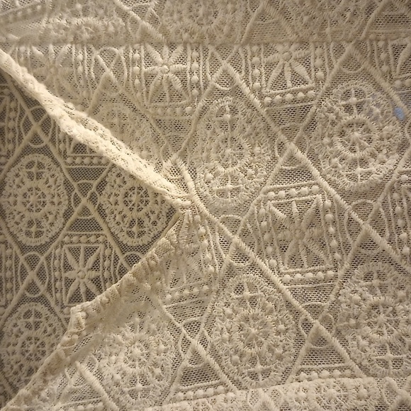 Meadow Rue shirt. Very Cute and flowy. Sheer, material.Large. pre-owned - Picture 6 of 6